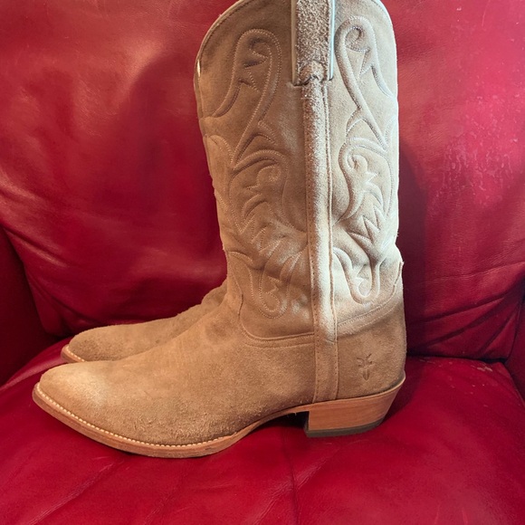 Men’s Frye Boots - Picture 4 of 8